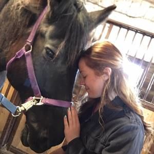 Meet your Posher, Emma